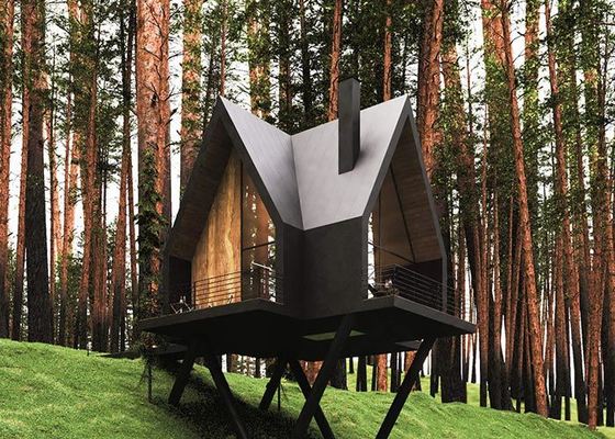 고급 휴가용 오두막. 모듈형 집과 전공된 나무 오두막, 정원