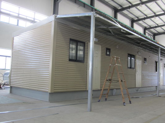 가벼운 강철 완전히 장식된 완성되는 이층 조립식 주택/노란색 현대 모듈러 주택